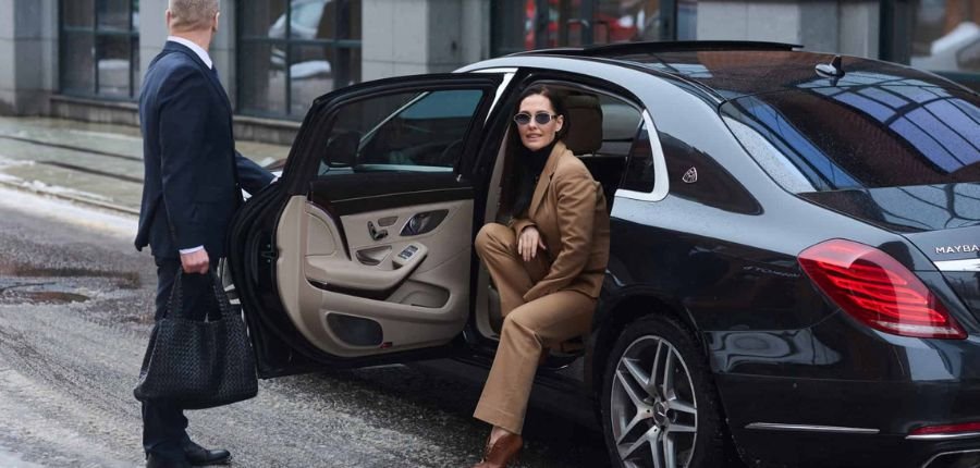 Airport Chauffeur In Mornington